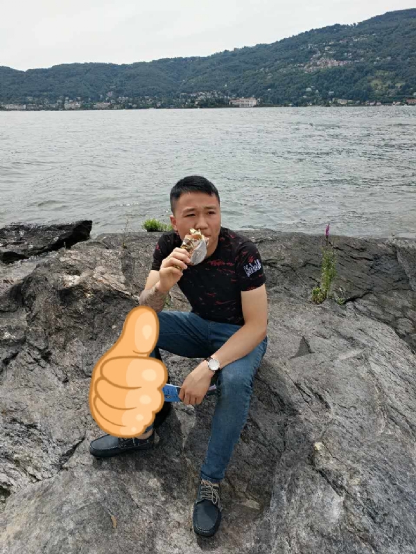 绚烂背后的平淡的第一张照片--罗源相亲网