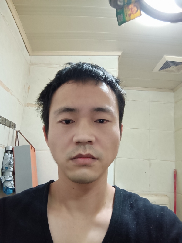 守望天空的第一张照片--罗源相亲网