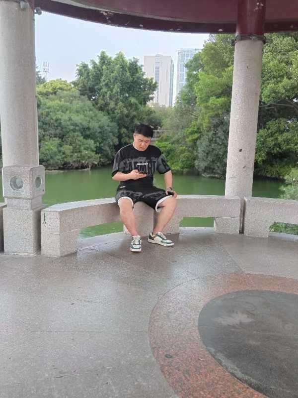 不善挽留的第一张照片--罗源相亲网